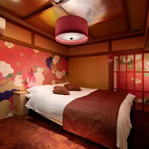 ** ラブホテル べんきょう部屋 日本